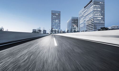 <b>動(dòng)力鋰電池包行業(yè)競爭激烈，未來的路該如何走?</b>