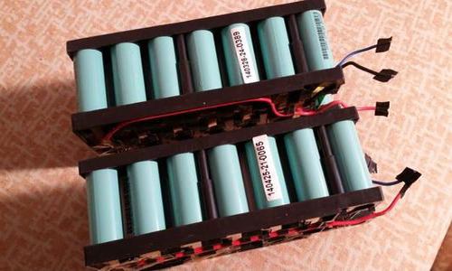 <b>電解液發(fā)展歷史,鋰電電解液與水的關系</b>