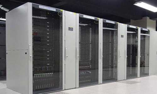 <b>IT和通信業(yè)務對UPS不間斷電源系統(tǒng)需求快速增長</b>