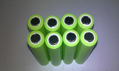 <b>鋰離子電池負(fù)極材料的粒度分布對(duì)電池性能有何影響</b>