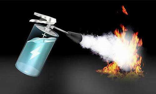 <b>為什么鋰電池會(huì)爆炸著火？防止鋰電池著火的辦法</b>