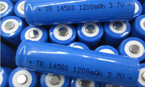 <b>長壽命、高續(xù)航電池已經(jīng)成為動(dòng)力鋰電池廠家研究重點(diǎn)</b>